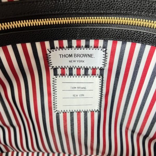 2024SS Attract attention THOM BROWNE Briefcase 2024SS Attract attention THOM BROWNE Briefcase