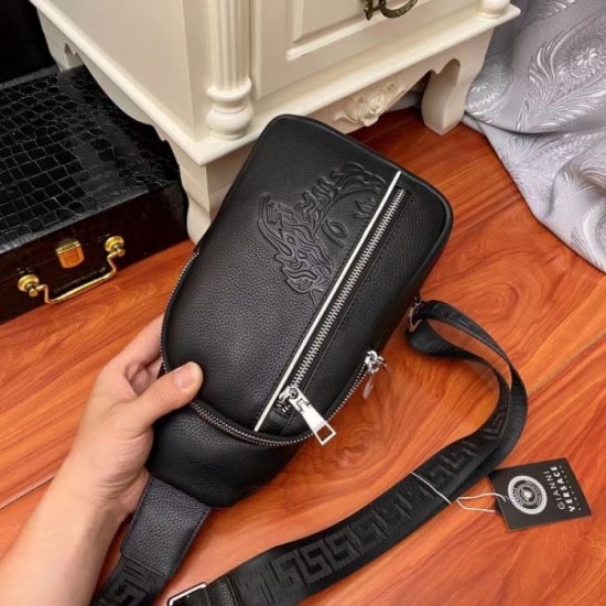 2024SS release in extreme condition! VERSACE Versace chest bag 2024SS release in extreme condition! VERSACE Versace chest bag