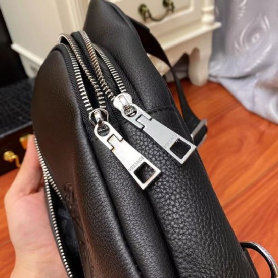 2024SS release in extreme condition! VERSACE Versace chest bag 2024SS release in extreme condition! VERSACE Versace chest bag