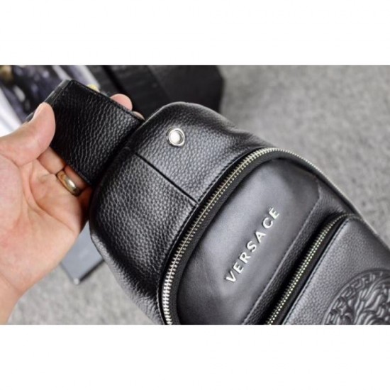 2024SS overseas advance release! VERSACE Versace chest bag 2024SS overseas advance release! VERSACE Versace chest bag