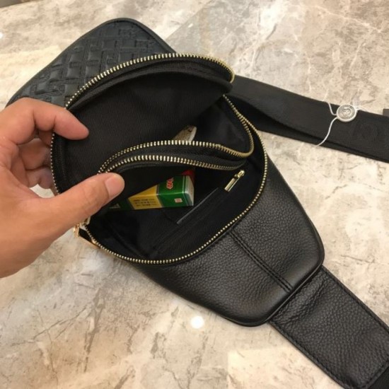 2024FW Chest Bag VERSACE Versace Pre-order Item 2024FW Chest Bag VERSACE Versace Pre-order Item