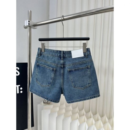 2024SS Denim Pants CHANEL A must-buy for adults this spring/summer 2024SS Denim Pants CHANEL A must-buy for adults this spring/summer