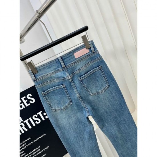 2024SS Jeans CHANEL A lovely summer staple item 2024SS Jeans CHANEL A lovely summer staple item