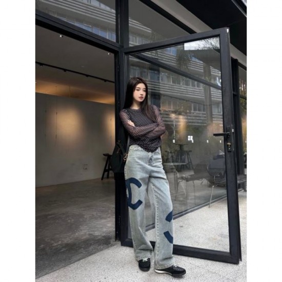 CHANEL Jeans 2024FW Eye-catching design is distinctive CHANEL Jeans 2024FW Eye-catching design is distinctive