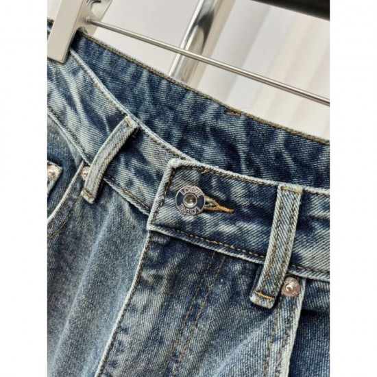 2024SS Jeans LOEWE Loewe is gaining popularity! Stylish new item 2024SS Jeans LOEWE Loewe is gaining popularity! Stylish new item