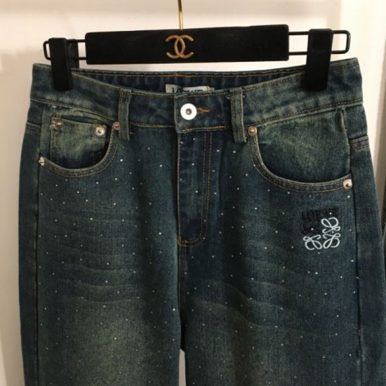 2024SS Straight Jeans LOEWE Check out the trends of the season 2024SS Straight Jeans LOEWE Check out the trends of the season