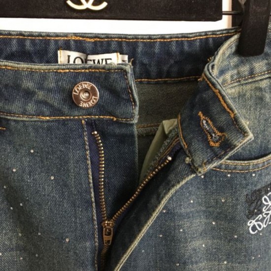 2024SS Straight Jeans LOEWE Check out the trends of the season 2024SS Straight Jeans LOEWE Check out the trends of the season