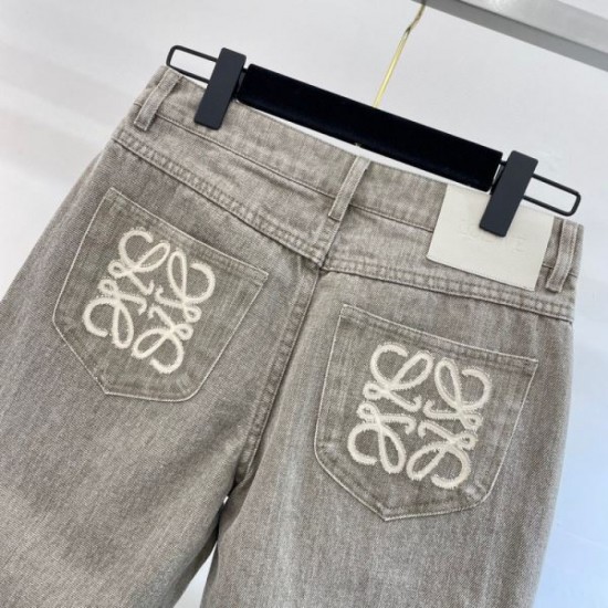 2024SS Denim Pants LOEWE Looks youthful and energetic 2024SS Denim Pants LOEWE Looks youthful and energetic
