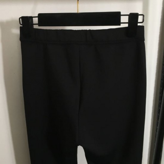 PRADA Prada Trousers 2024FW A must-have item for fashion people PRADA Prada Trousers 2024FW A must-have item for fashion people