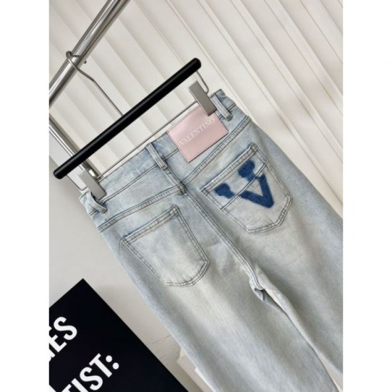 2024SS Jeans VALENTINO Full of trends 2024SS Jeans VALENTINO Full of trends
