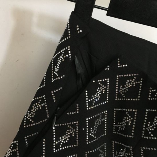 2024SS Shorts YSL Yves Saint Laurent Popular Item 2024SS Shorts YSL Yves Saint Laurent Popular Item