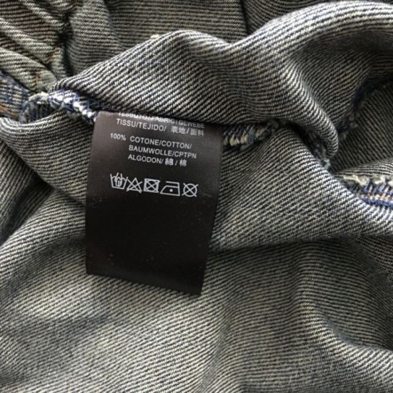 2024SS Denim Jumpsuit BALENCIAGA Balenciaga is gaining attention now. 2024SS Denim Jumpsuit BALENCIAGA Balenciaga is gaining attention now.