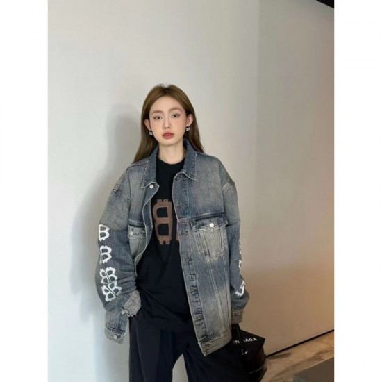 2024SS denim coat BALENCIAGA Both are popular 2024SS denim coat BALENCIAGA Both are popular