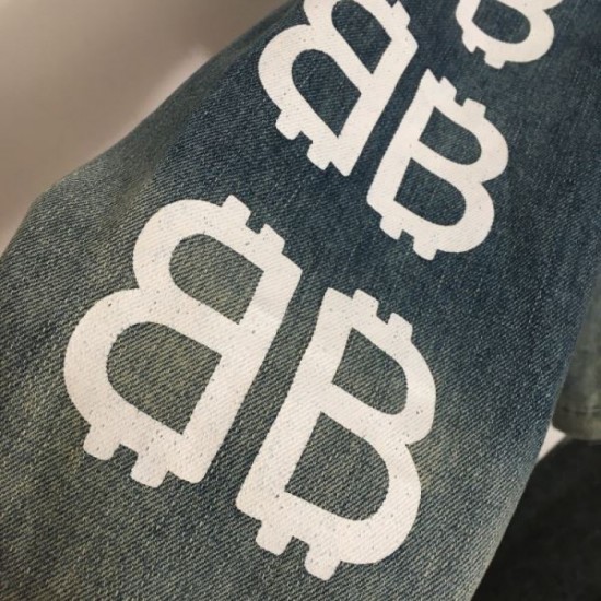 2024SS denim coat BALENCIAGA Both are popular 2024SS denim coat BALENCIAGA Both are popular
