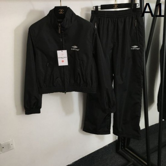 2024SS Top and Bottom Set BALENCIAGA Balenciaga Vest Items 2024SS Top and Bottom Set BALENCIAGA Balenciaga Vest Items