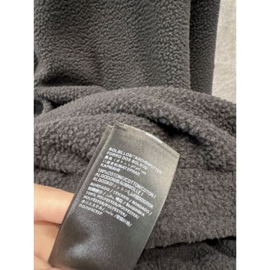 BALENCIAGA Parka 2024FW overwhelmingly popular item BALENCIAGA Parka 2024FW overwhelmingly popular item
