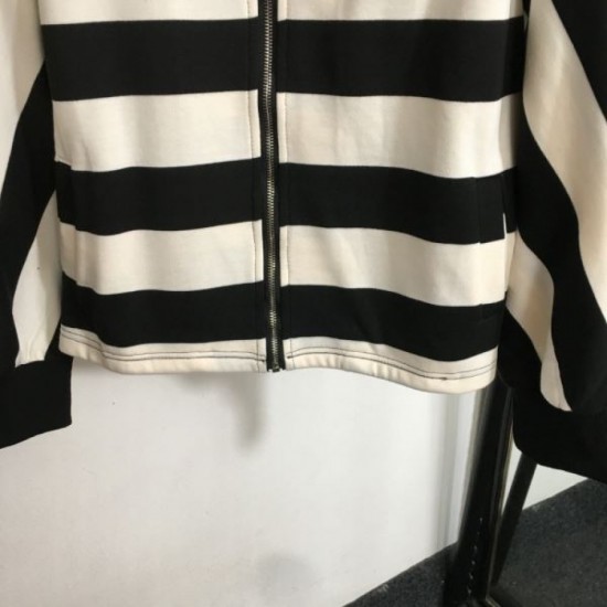 CELINE Celine coat 2024FW Popular item in magazines and the city CELINE Celine coat 2024FW Popular item in magazines and the city