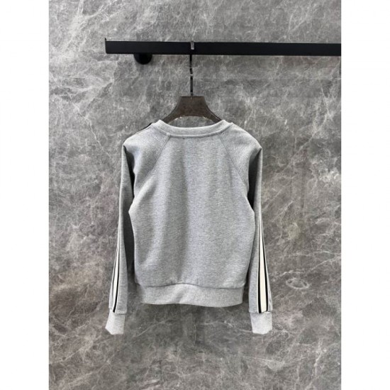 CELINE Pullover 2024FW Eye-catching style this winter CELINE Pullover 2024FW Eye-catching style this winter
