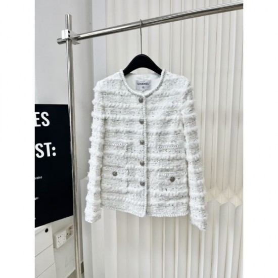 2024SS coat CHANEL Very popular among young people overseas 2024SS coat CHANEL Very popular among young people overseas