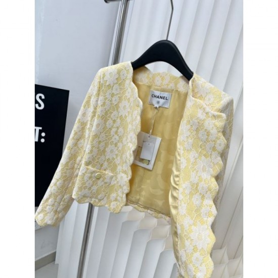 2024SS Coat CHANEL CHANEL Peace of mind that you can see glimpses from tops 2024SS Coat CHANEL CHANEL Peace of mind that you can see glimpses from tops
