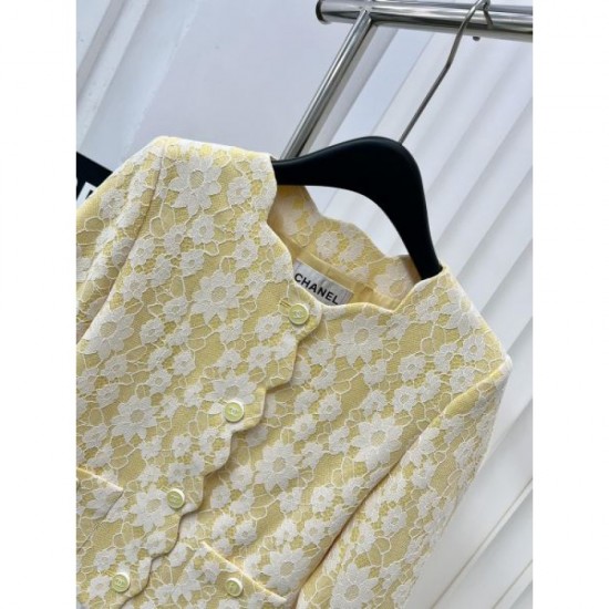 2024SS Coat CHANEL CHANEL Peace of mind that you can see glimpses from tops 2024SS Coat CHANEL CHANEL Peace of mind that you can see glimpses from tops
