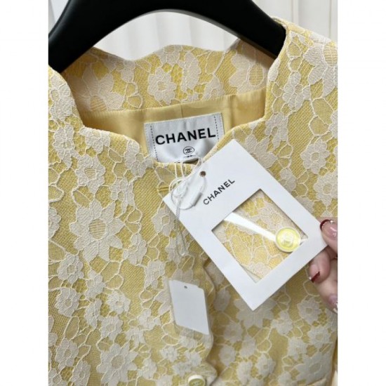 2024SS Coat CHANEL CHANEL Peace of mind that you can see glimpses from tops 2024SS Coat CHANEL CHANEL Peace of mind that you can see glimpses from tops