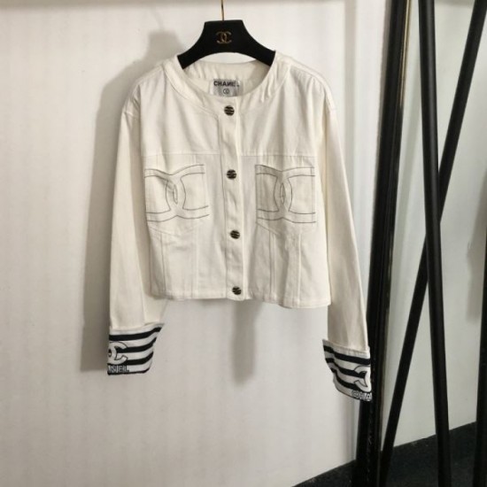 CHANEL Top and bottom set 2024FW Ends as soon as sold out First come, first served CHANEL Top and bottom set 2024FW Ends as soon as sold out First come, first served