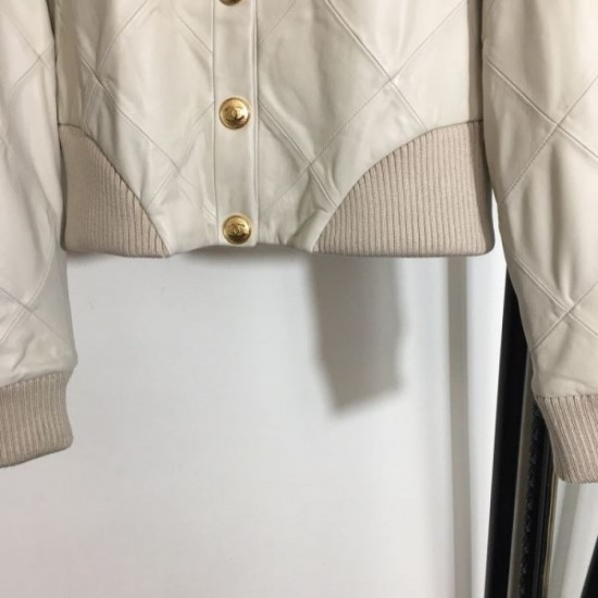 CHANEL Blouson coat 2024FW This is the one for this fall CHANEL Blouson coat 2024FW This is the one for this fall