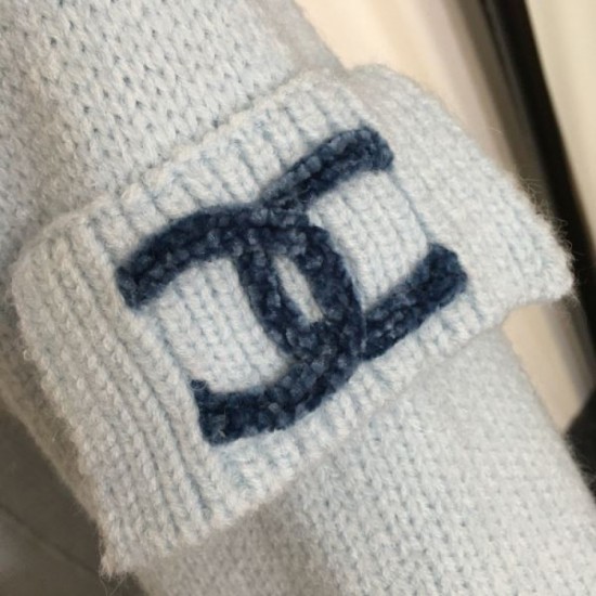 CHANEL Knit Cardigan 2024FW Definitely the latest trend CHANEL Knit Cardigan 2024FW Definitely the latest trend