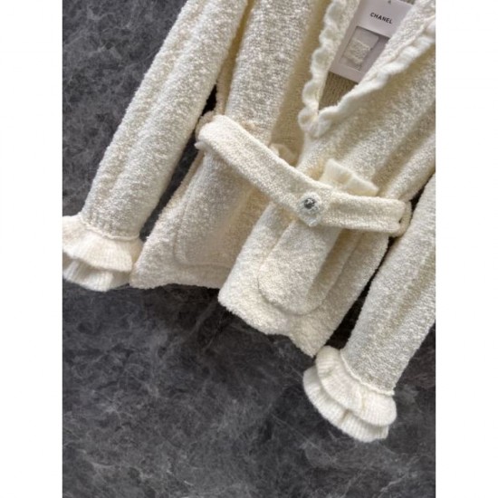 CHANEL Chanel Sweater 2024FW Celebrities are also crazy about the brand new item CHANEL Chanel Sweater 2024FW Celebrities are also crazy about the brand new item