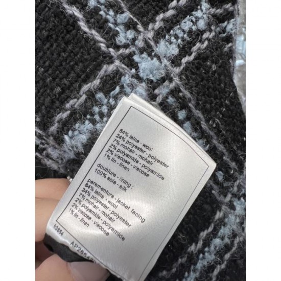 CHANEL Chanel coat 2024FW A new item that has been featured in many magazines CHANEL Chanel coat 2024FW A new item that has been featured in many magazines