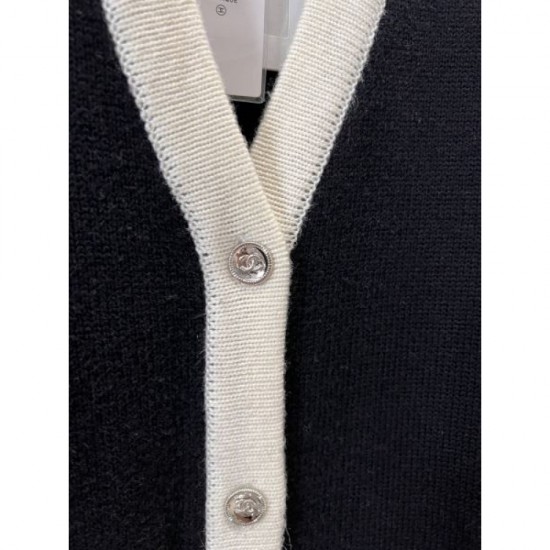 CHANEL Knit Cardigan 2024FW Enjoy the latest winter style CHANEL Knit Cardigan 2024FW Enjoy the latest winter style