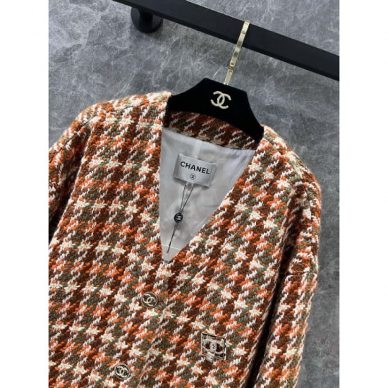 CHANEL Chanel coat 2024FW limited time, should be bought at a good price CHANEL Chanel coat 2024FW limited time, should be bought at a good price