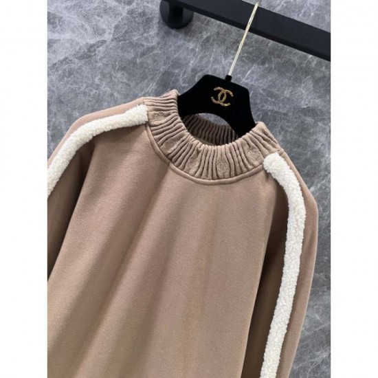 CHANEL Pullover 2024FW is gaining popularity! Stylish new item CHANEL Pullover 2024FW is gaining popularity! Stylish new item