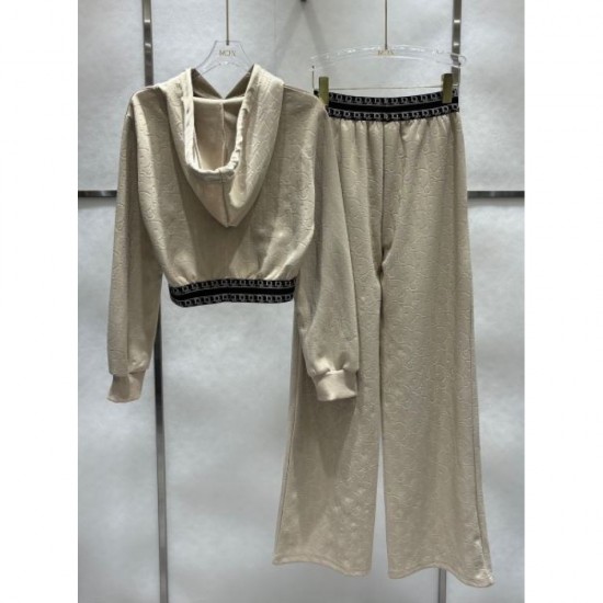 DIOR Top and bottom set 2024FW continues to be a popular item DIOR Top and bottom set 2024FW continues to be a popular item