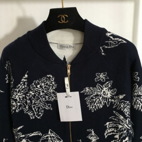 DIOR Dior Knit Cardigan 2024FW The strongest item this fall/winter DIOR Dior Knit Cardigan 2024FW The strongest item this fall/winter