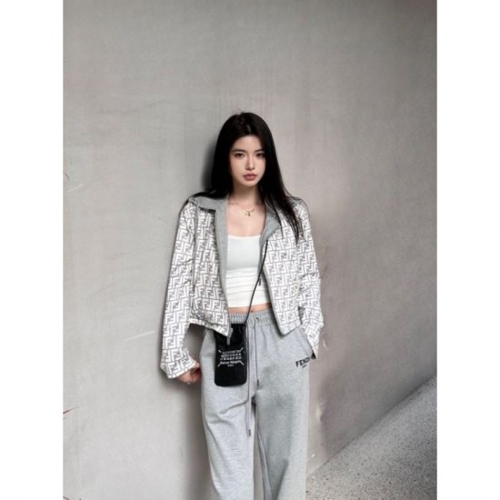 FENDI top and bottom set 2024FW for elegant casual coordination FENDI top and bottom set 2024FW for elegant casual coordination