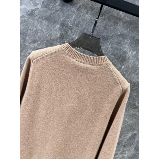 GUCCI Gucci Knit Cardigan 2024FW Fashionable by incorporating trends GUCCI Gucci Knit Cardigan 2024FW Fashionable by incorporating trends