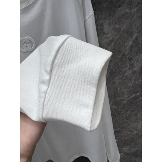GUCCI Gucci long sleeve T-shirt 2024FW Simple style that looks great GUCCI Gucci long sleeve T-shirt 2024FW Simple style that looks great