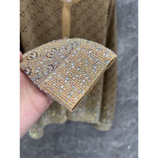 GUCCI Gucci Knit Cardigan 2024FW Newly released as a fall/winter item! GUCCI Gucci Knit Cardigan 2024FW Newly released as a fall/winter item!