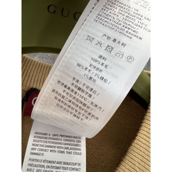 GUCCI Gucci Knit Cardigan 2024FW Newly released as a fall/winter item! GUCCI Gucci Knit Cardigan 2024FW Newly released as a fall/winter item!