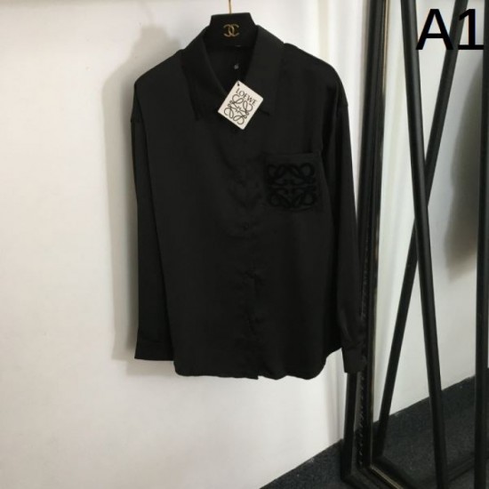 2024SS long sleeve shirt LOEWE continues to be a popular item 2024SS long sleeve shirt LOEWE continues to be a popular item