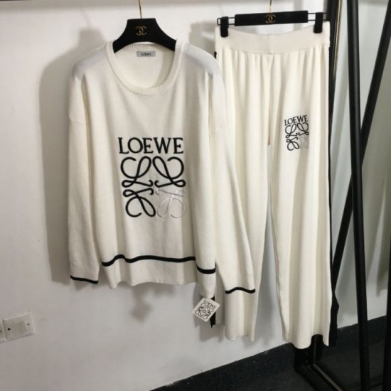 LOEWE Top and bottom set 2024FW New autumn items that will make you fall in love with them one after another LOEWE Top and bottom set 2024FW New autumn items that will make you fall in love with them one after another