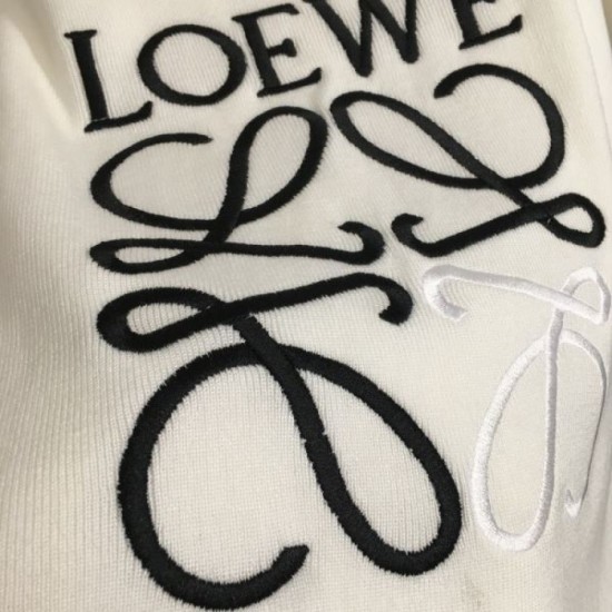 LOEWE Top and bottom set 2024FW New autumn items that will make you fall in love with them one after another LOEWE Top and bottom set 2024FW New autumn items that will make you fall in love with them one after another