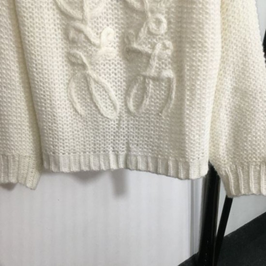 LOEWE Pullover Knit 2024FW Style that can be used for autumn LOEWE Pullover Knit 2024FW Style that can be used for autumn