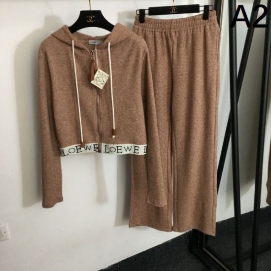 LOEWE Knit Set 2024FW Perfect for autumn outings LOEWE Knit Set 2024FW Perfect for autumn outings