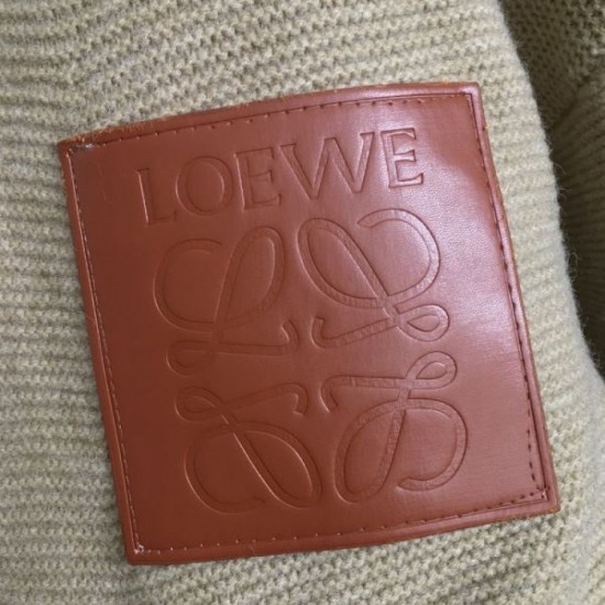 LOEWE Knit Set 2024FW A must-have item this fall LOEWE Knit Set 2024FW A must-have item this fall