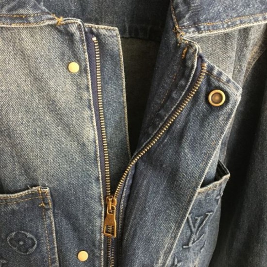 2024SS Denim coat LOUIS VUITTON Neat feeling 2024SS Denim coat LOUIS VUITTON Neat feeling