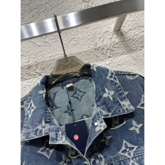 LOUIS VUITTON Louis Vuitton Denim Coat 2024FW Enjoy fashion! LOUIS VUITTON Louis Vuitton Denim Coat 2024FW Enjoy fashion!