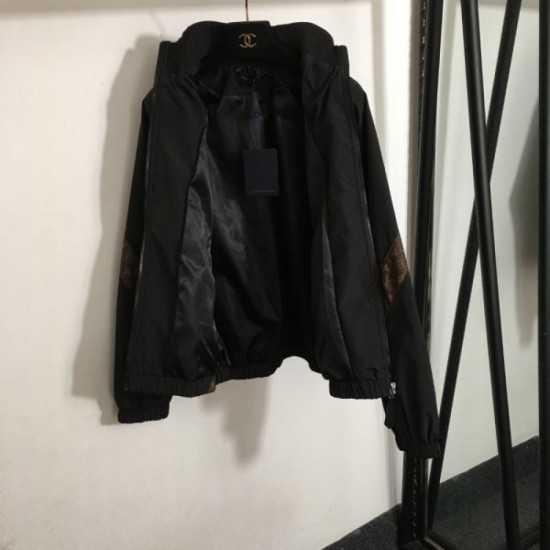 LOUIS VUITTON Trench coat 2024FW A strong sense of neatness LOUIS VUITTON Trench coat 2024FW A strong sense of neatness
